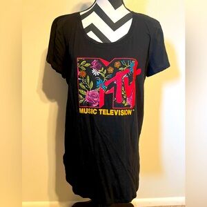 MTV Floral Tee Size L